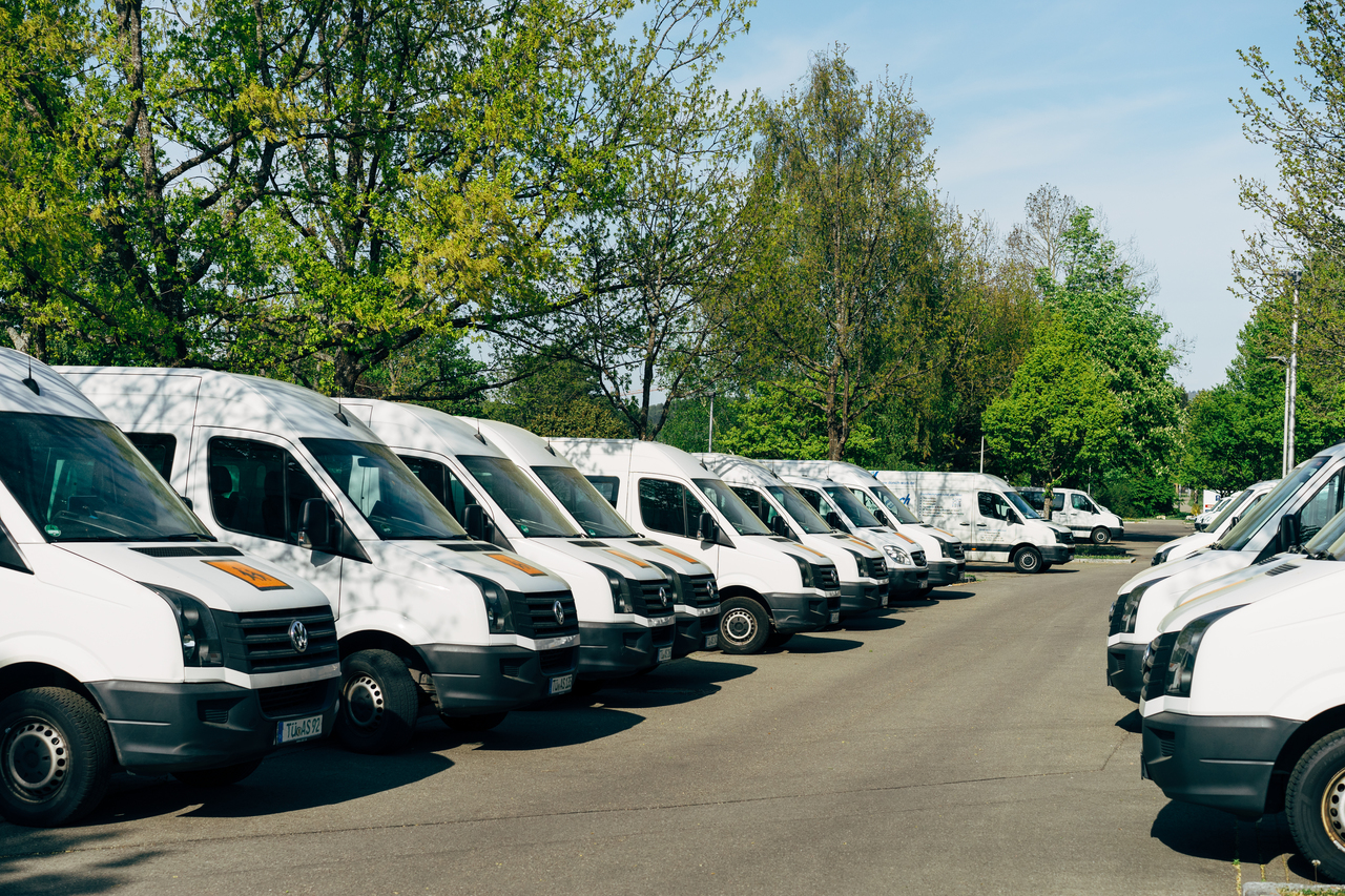 fleet-transport-van-logistic-freight-delivery-1611916-pxhere.com fleet-transport-van-logistic-freight-delivery-1611916-pxhere.com